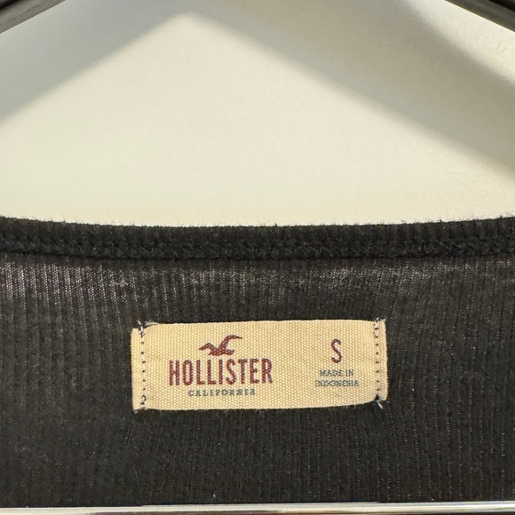 Hollister Wrap Black Long Sleeve, size Small - Picture 2 of 3